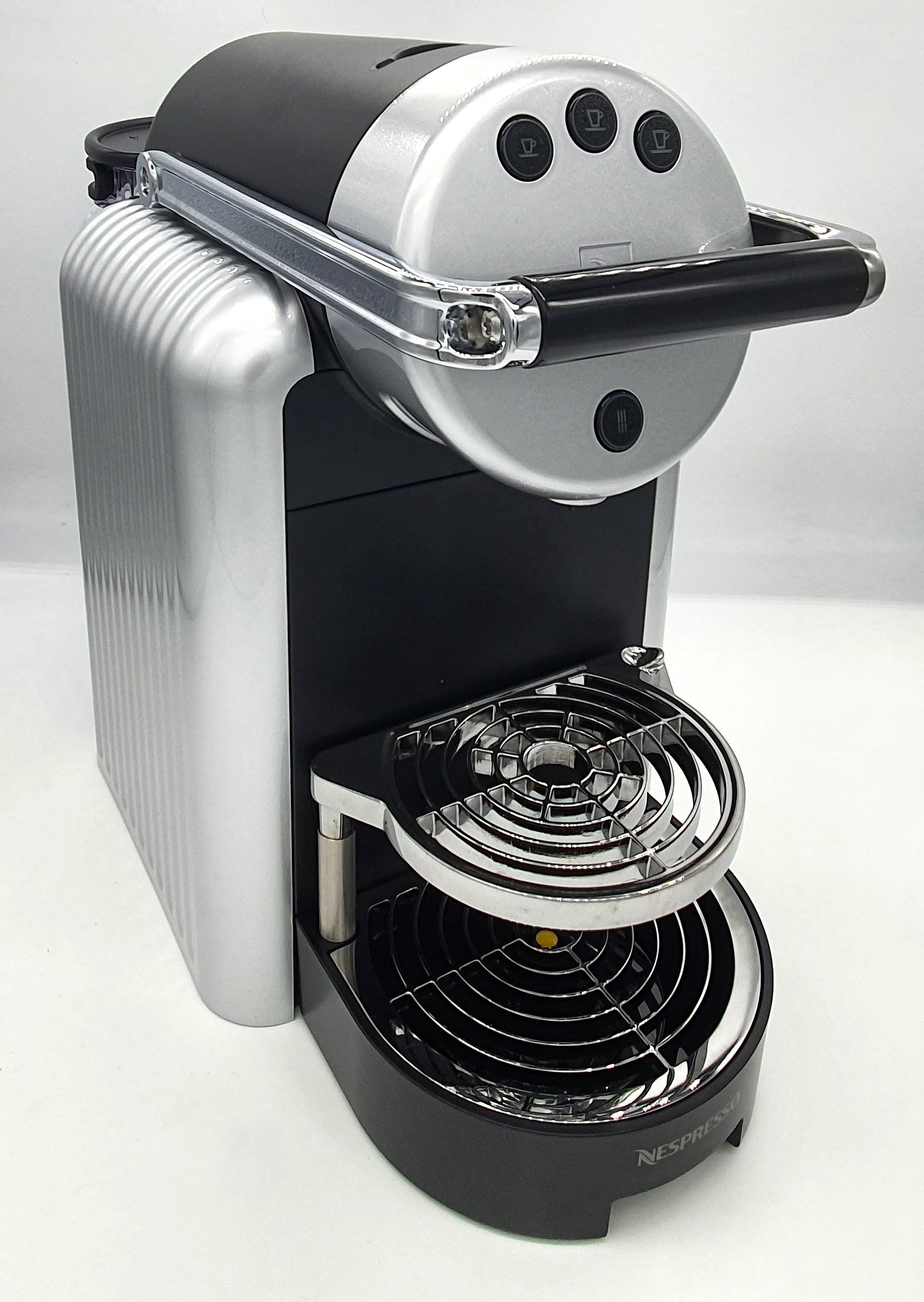 ネスプレッソ ゼニウス ZN100 Pro Amazon.com: Nespresso Zenius ZN100 Pro: Home & Kitchen