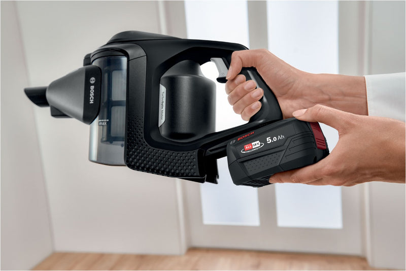 Bosch BKS821MPOW Akku-Stielsauger schwarz